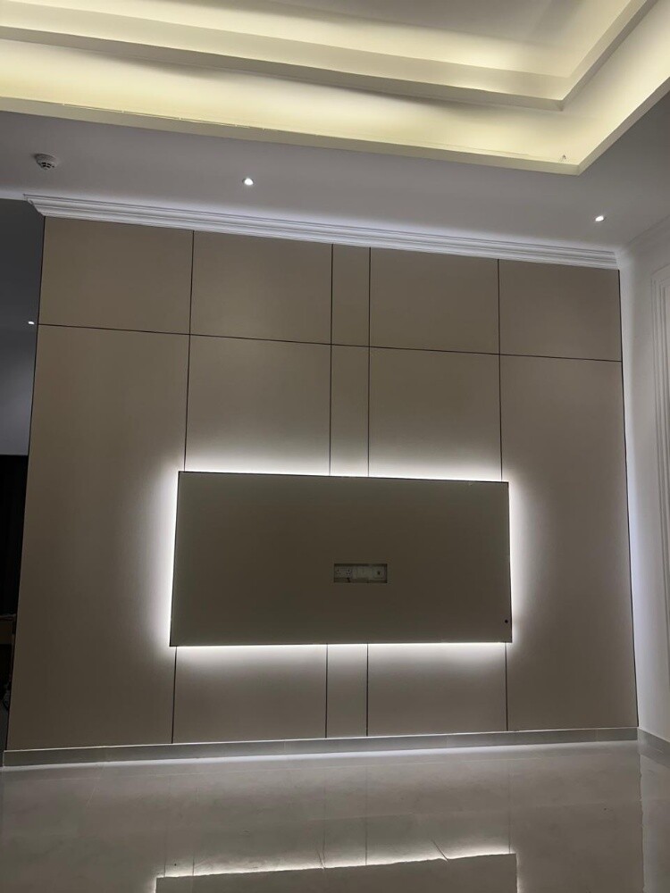 TV decor - 7
