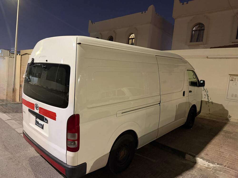 Hiace van - 2