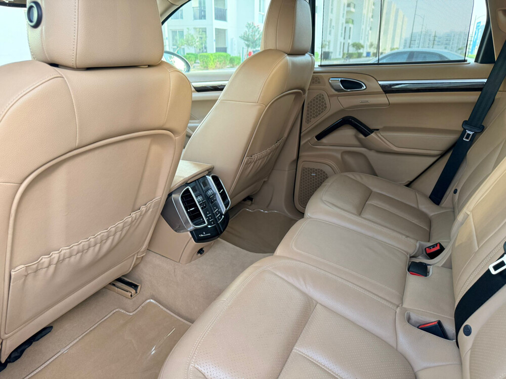 Porsche Cayenne S 2015 - 9