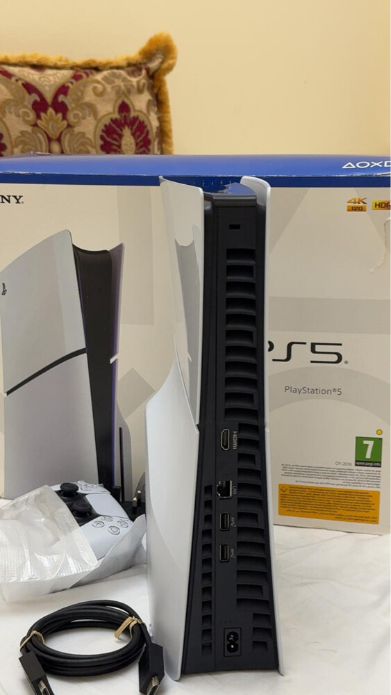 ps5 slim cd version with box - 3
