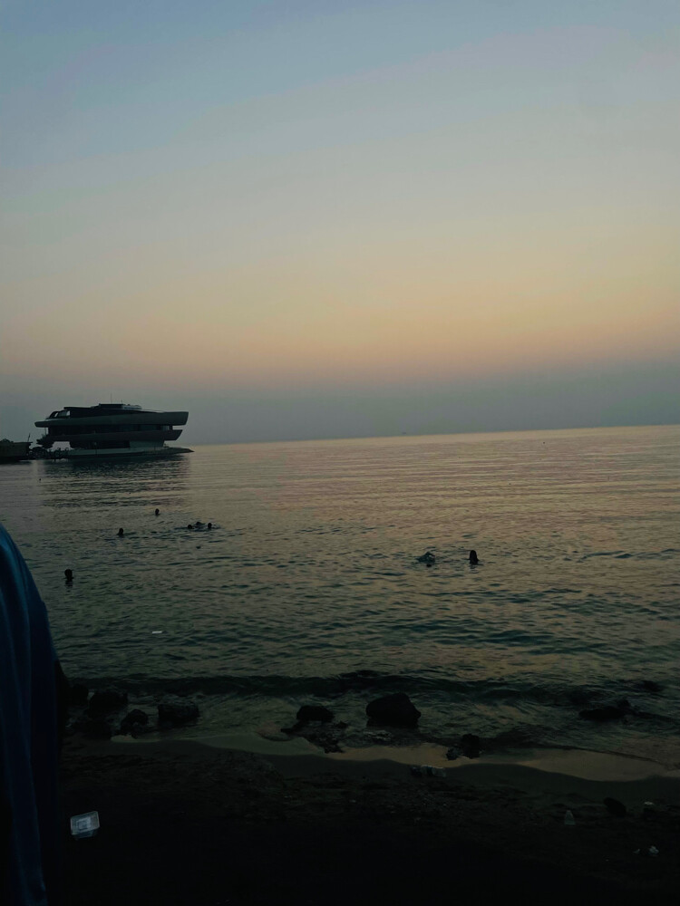 الريح احمد - 1