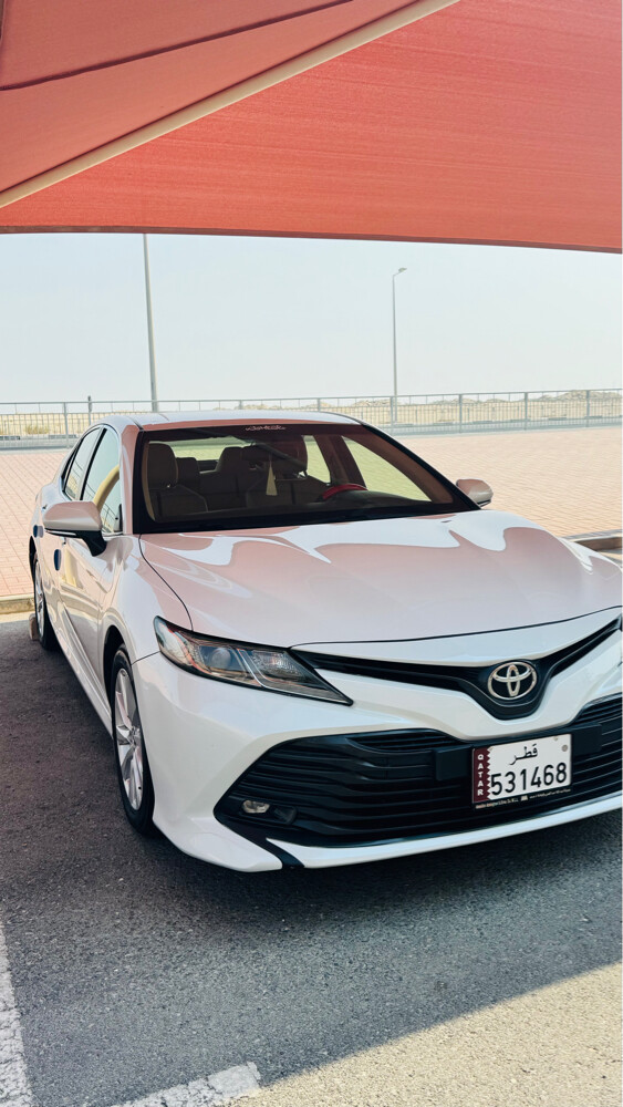 TOYOTA CAMRY GLE FULL OPTION FOR SA - 1