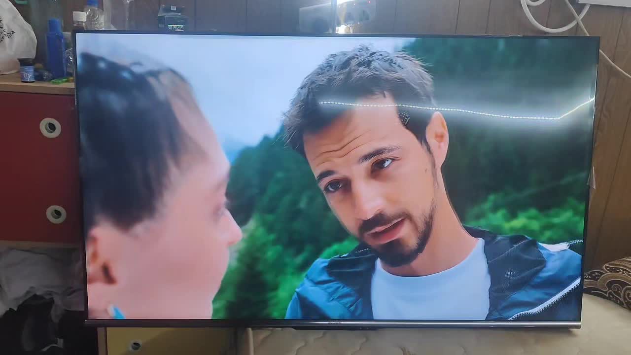 smart and Android 55 inchTV skywort - 5