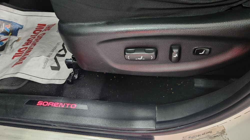 Kia Sorento - 8
