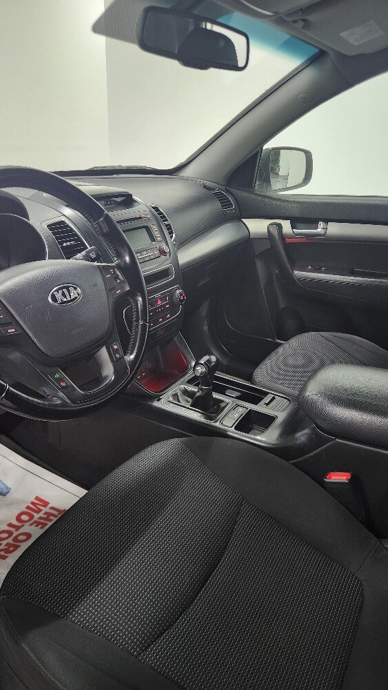 Kia Sorento - 9
