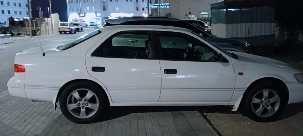Camry Toyota - 2