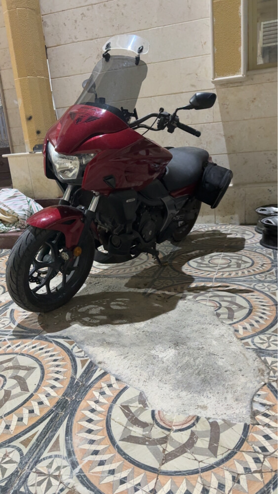 للبيع هوند700 - 2