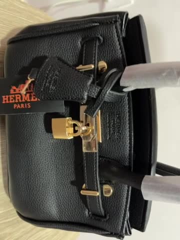 Hermés - 8