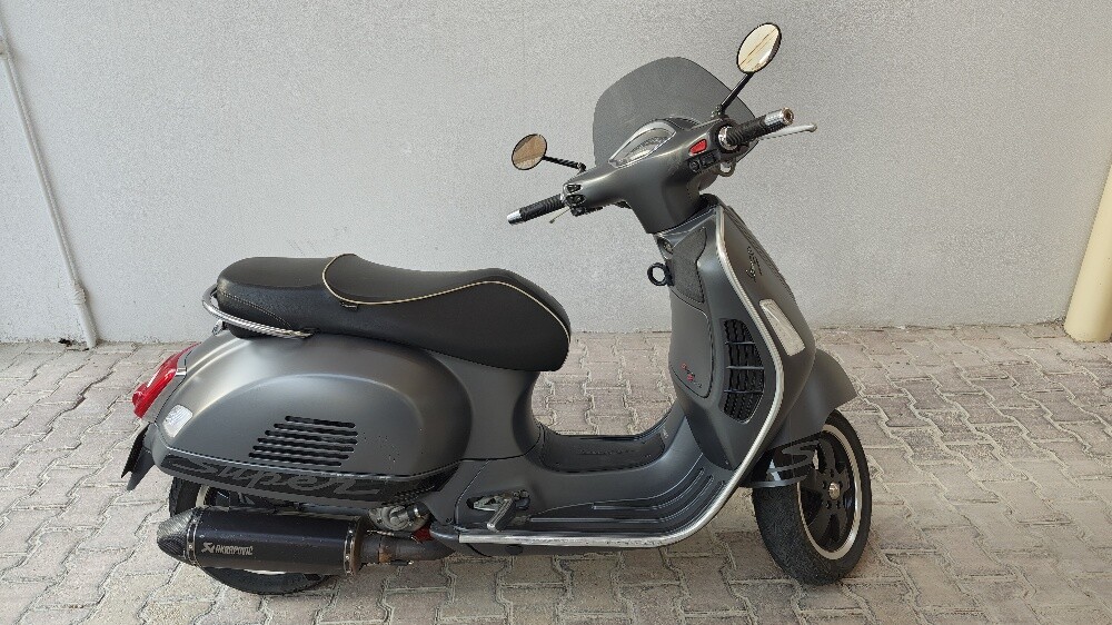 Vespa GTS 300 - 3