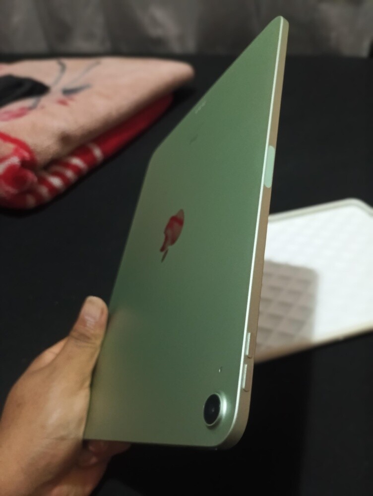 iPad Air 4 generation - 2
