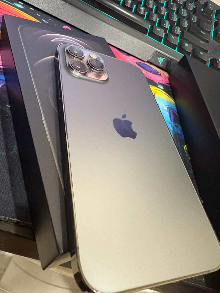 iPhone 12 Pro Max 128gb - 4