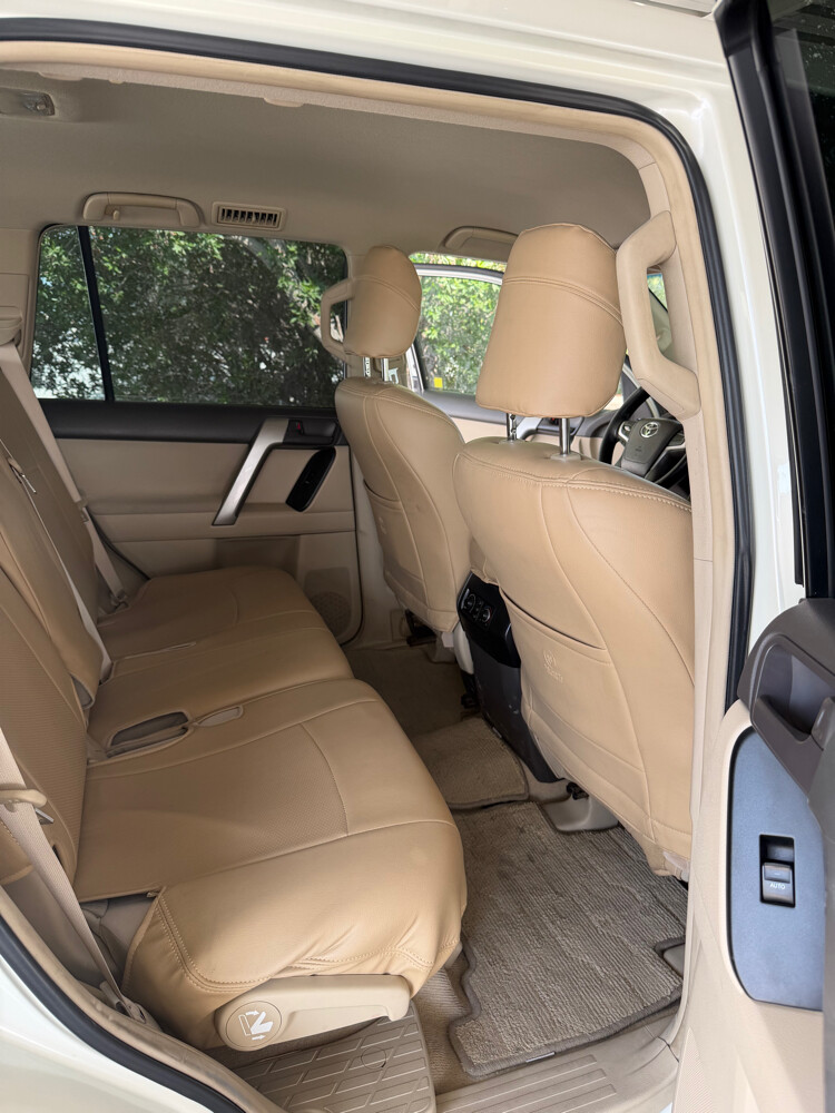 prado for sale - 8