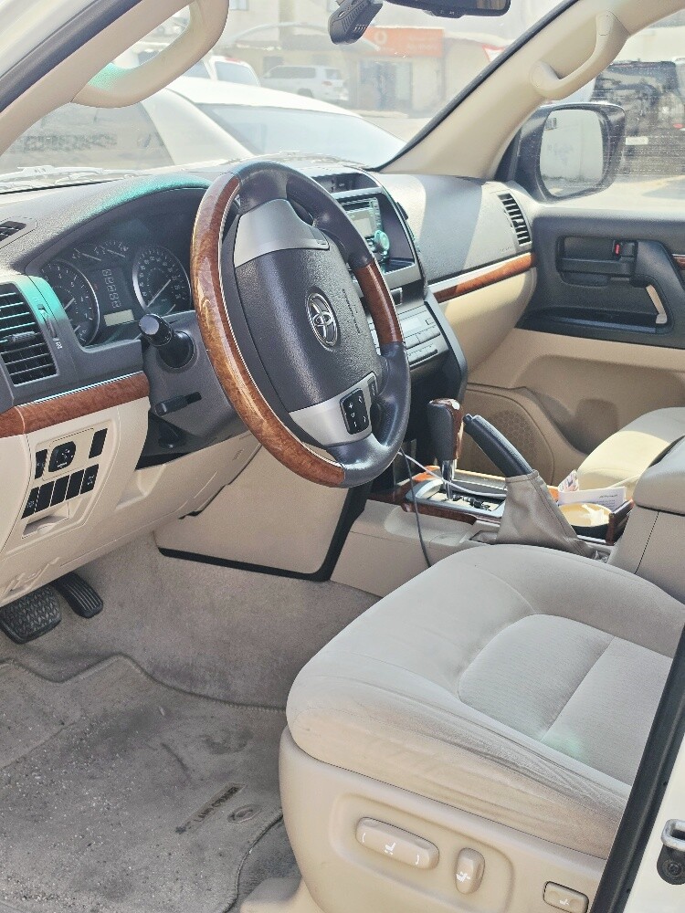 GXR V8 - 9
