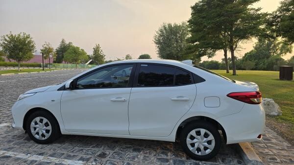 2021 TOYOTA YARIS - 8