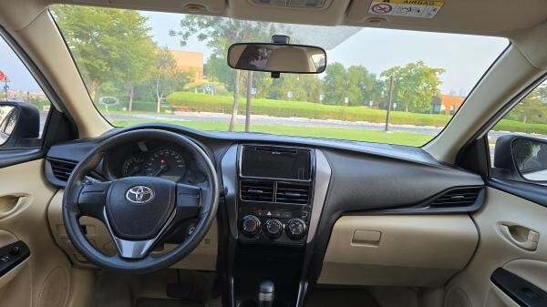 2021 TOYOTA YARIS - 9