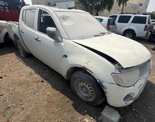 MITSUBISHI L200 2014 - 10