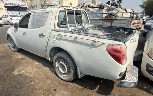 MITSUBISHI L200 2014 - 3
