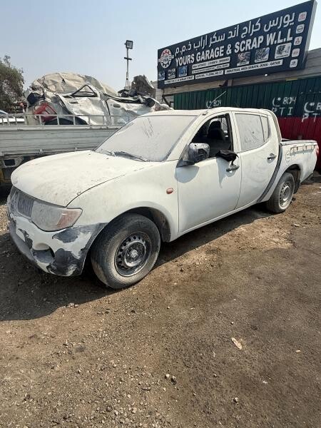 MITSUBISHI L200 2014 - 2