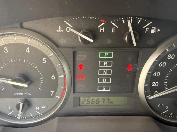 LAND CRUISER GXR V8 2014 256KM QR78 - 5