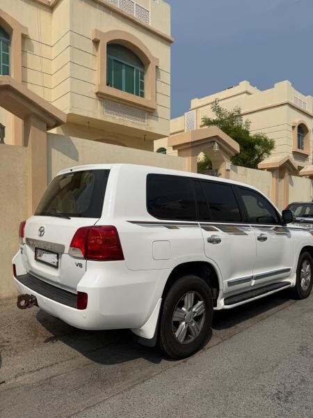 LAND CRUISER GXR V8 2014 256KM QR78 - 2