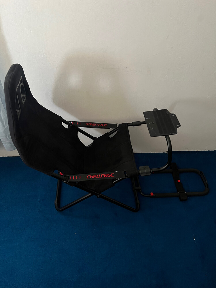 Playseat Like New Condition  - 6