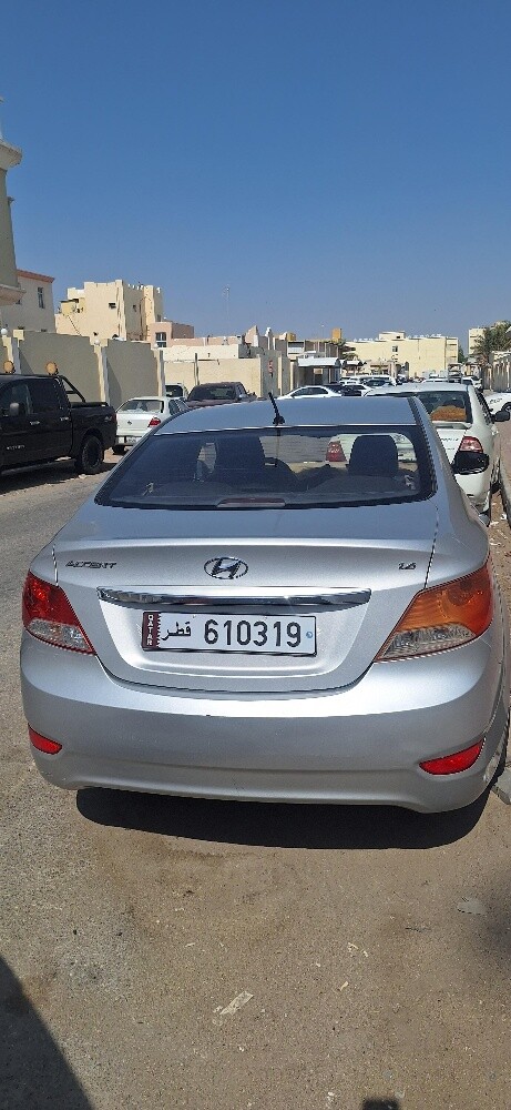 hyundai accent - 5