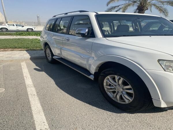سيارة متسوبيشي باجيرو فل اوبشن موديل 2019 الحالة جيدة . - 3