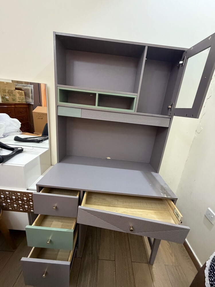 Desk - 4