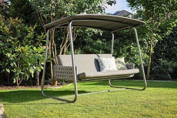 SWING CHAIR - 1