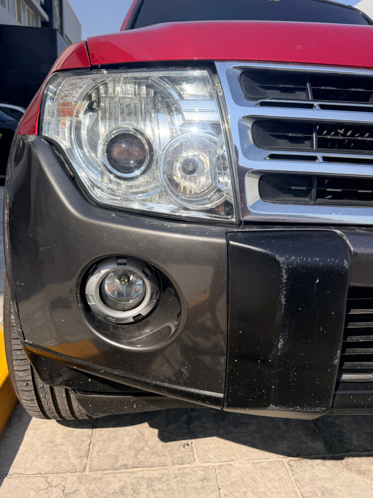 Pajero Headlights Fog Lights - 3