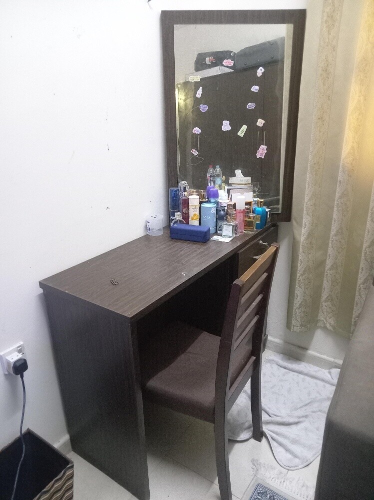 تسريحة للبيع - 1