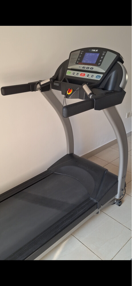 treadmill in perfect condition  - 1