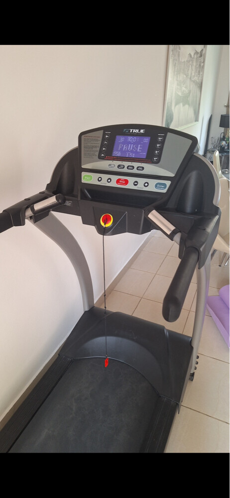 treadmill in perfect condition  - 2