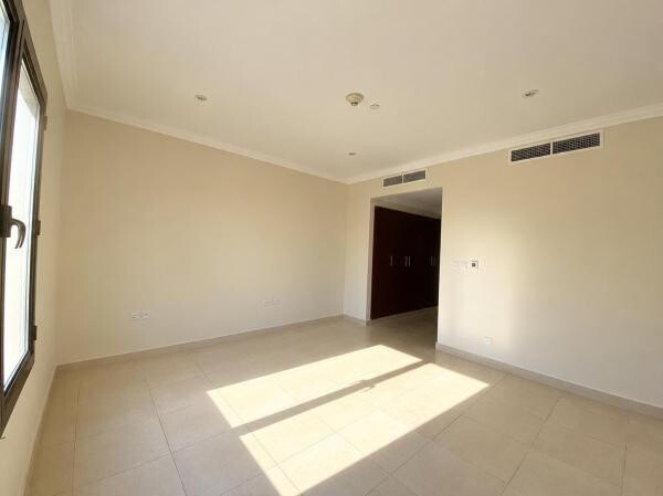 MARINA VIEW 1 BHK | BALCONY - 4