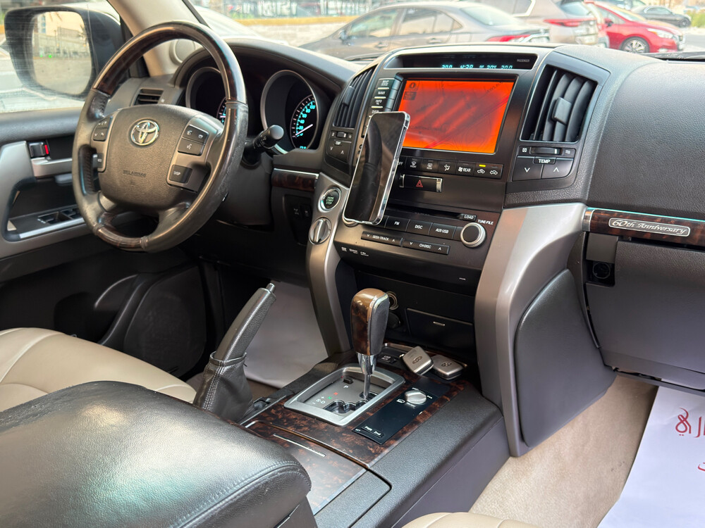 Land Cruiser vxr - 9