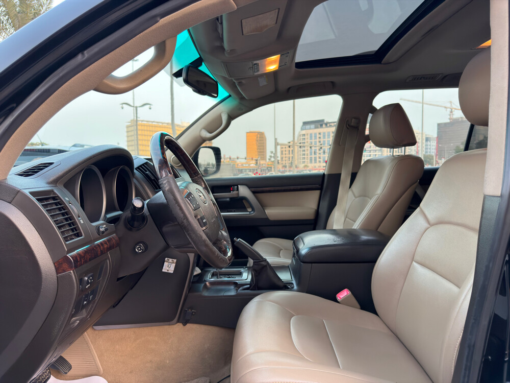 Land Cruiser vxr - 7