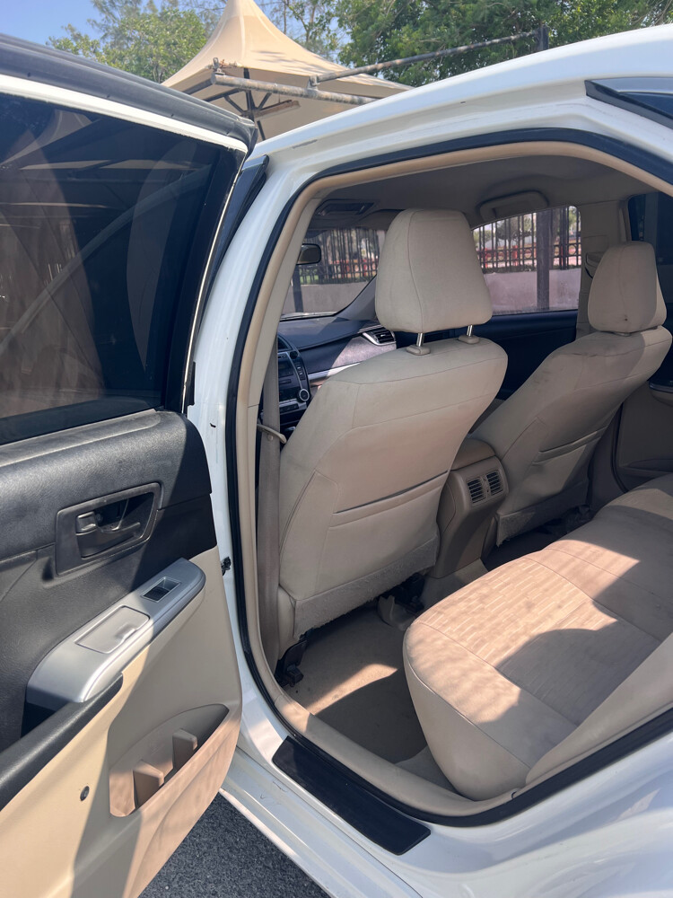 Toyota Camry 2016 - 6