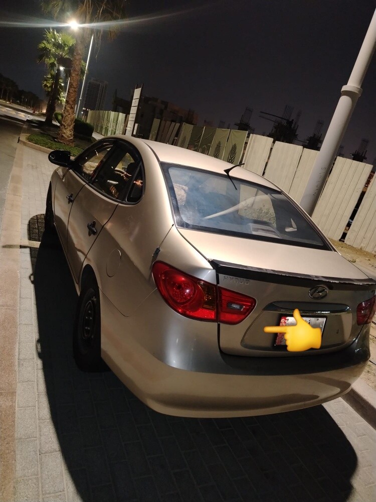 هيونداي إلنترا 2010 - 6