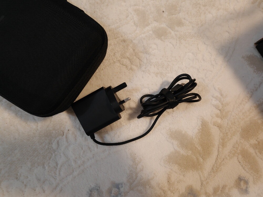 Lenovo Legion Go 1 - 4