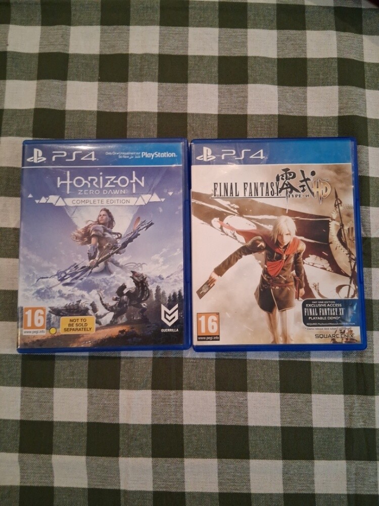 ps4 CD  horizon and final fantasy - 1