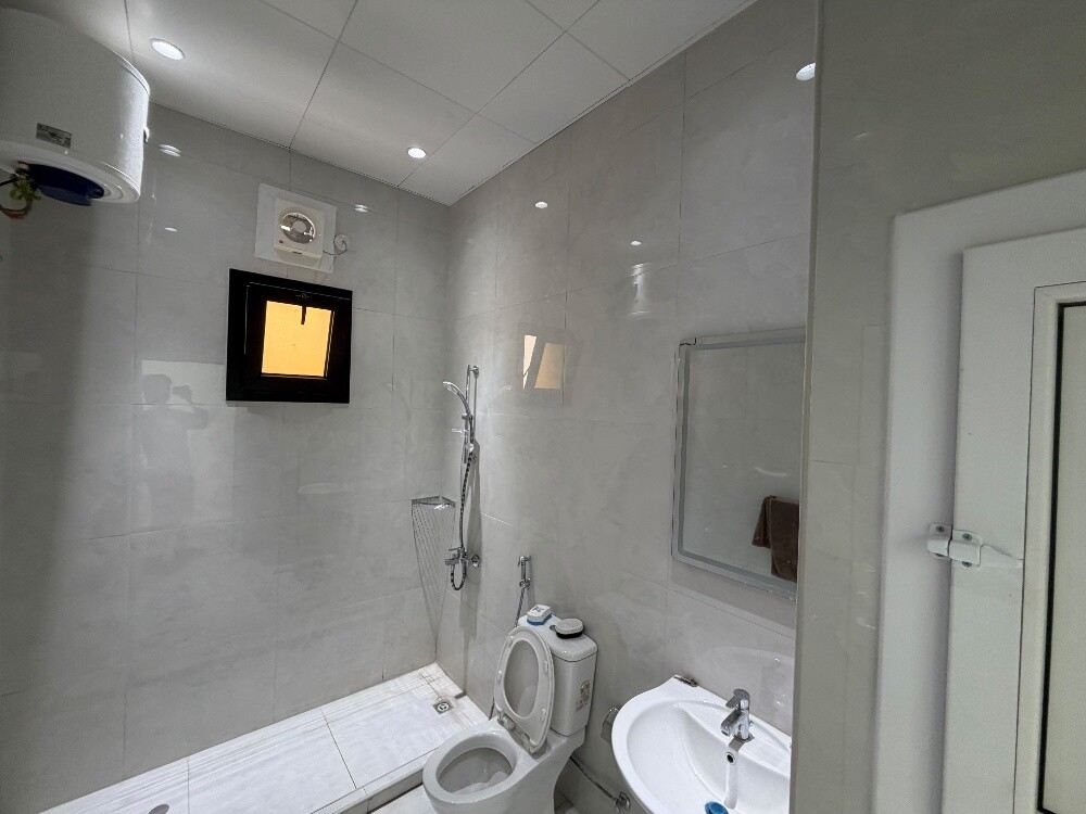 2BHK available in Bin Omran - 4
