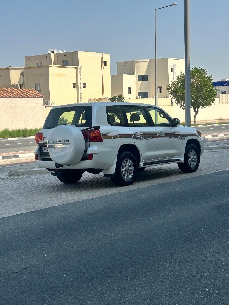 Toyota Land Cruiser GXR V8 2012 - 8