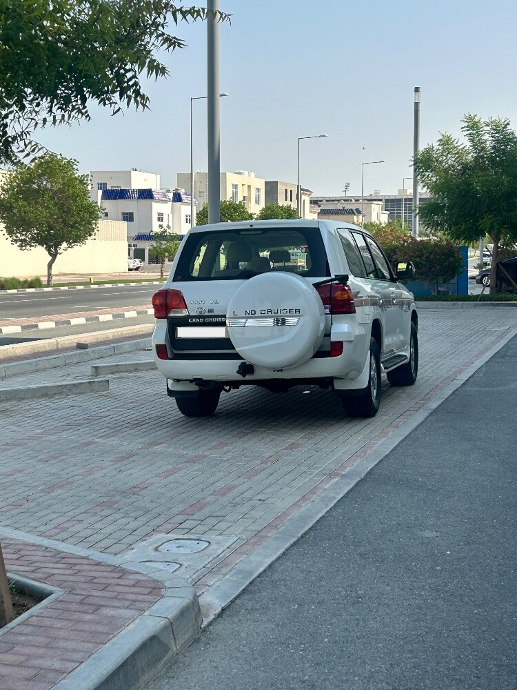 Toyota Land Cruiser GXR V8 2012 - 4