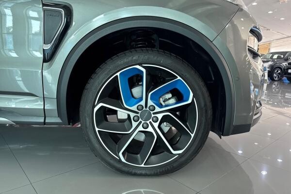LYNK & CO 01 LOUDER PRO 2.0L 2024 - 5