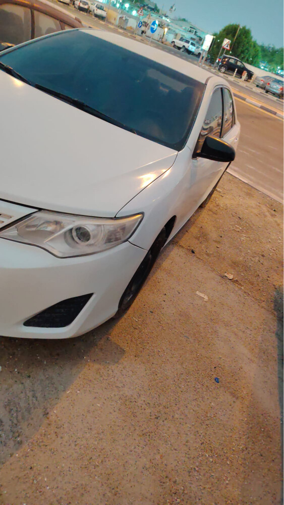 Urgent sale: 2014 Camry, privately  - 4