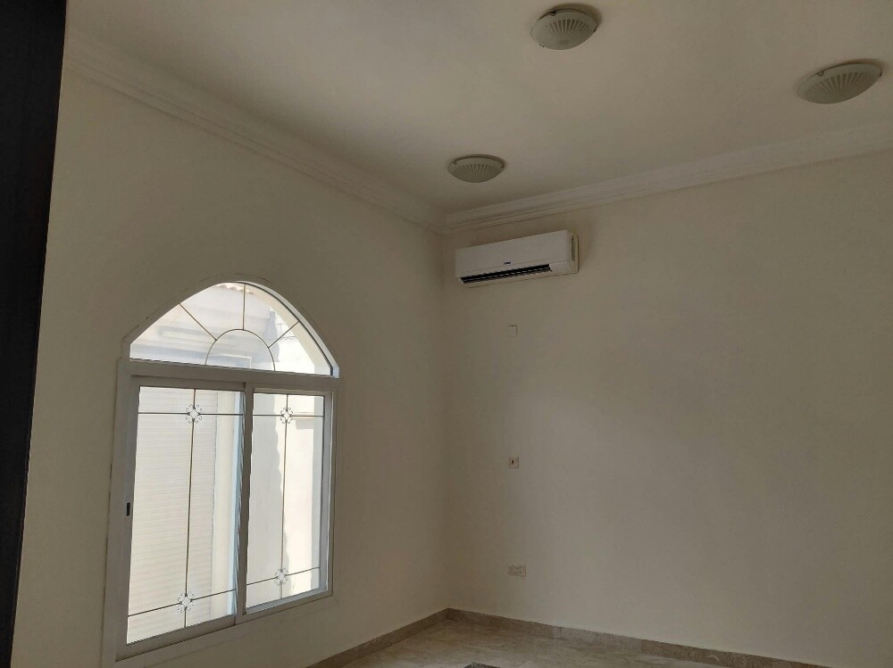 villa available for female um Salal - 6