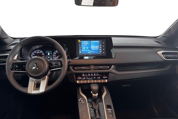 MITSUBISHI XFORCE 1.5L 2026 560 KM - 10