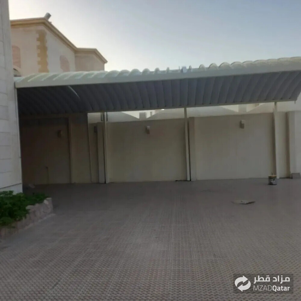 للجميع اعمال حدادهنقوم بجميع اع - 1