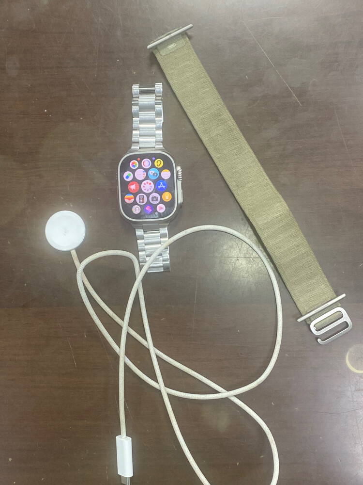 Apple Watch Ultra 2 - 8
