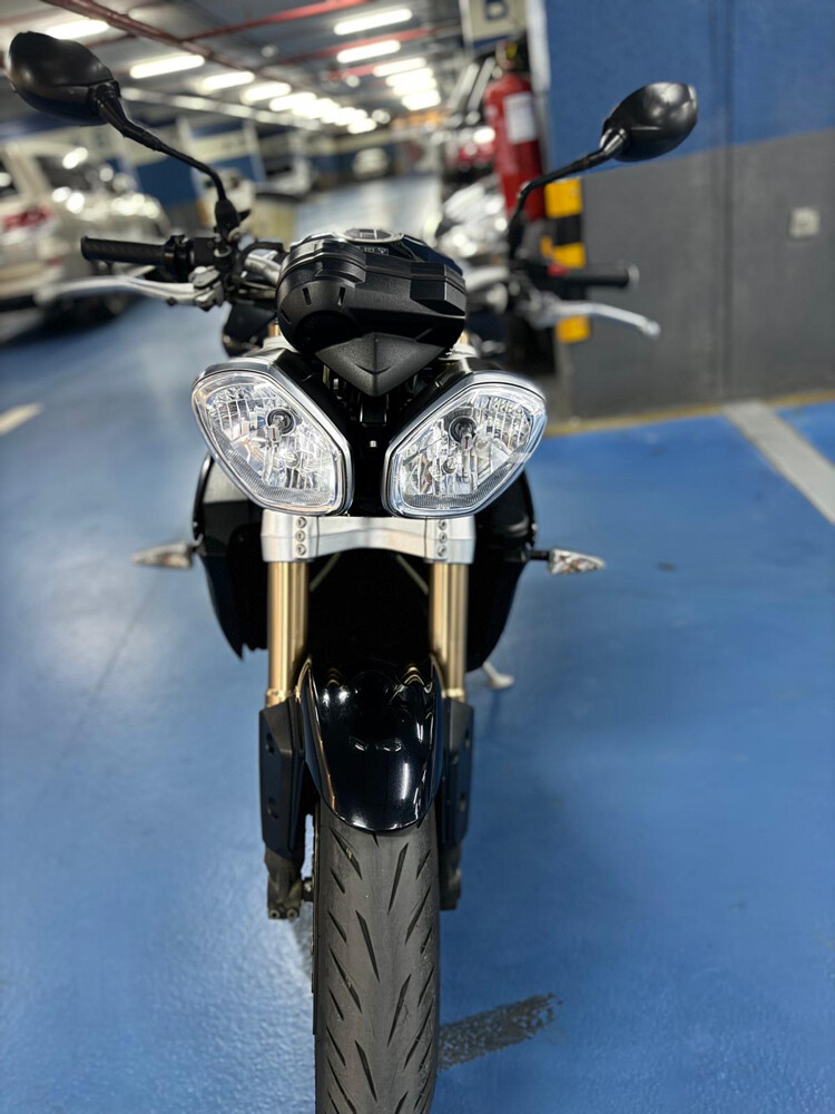 triumph 1050 - 3